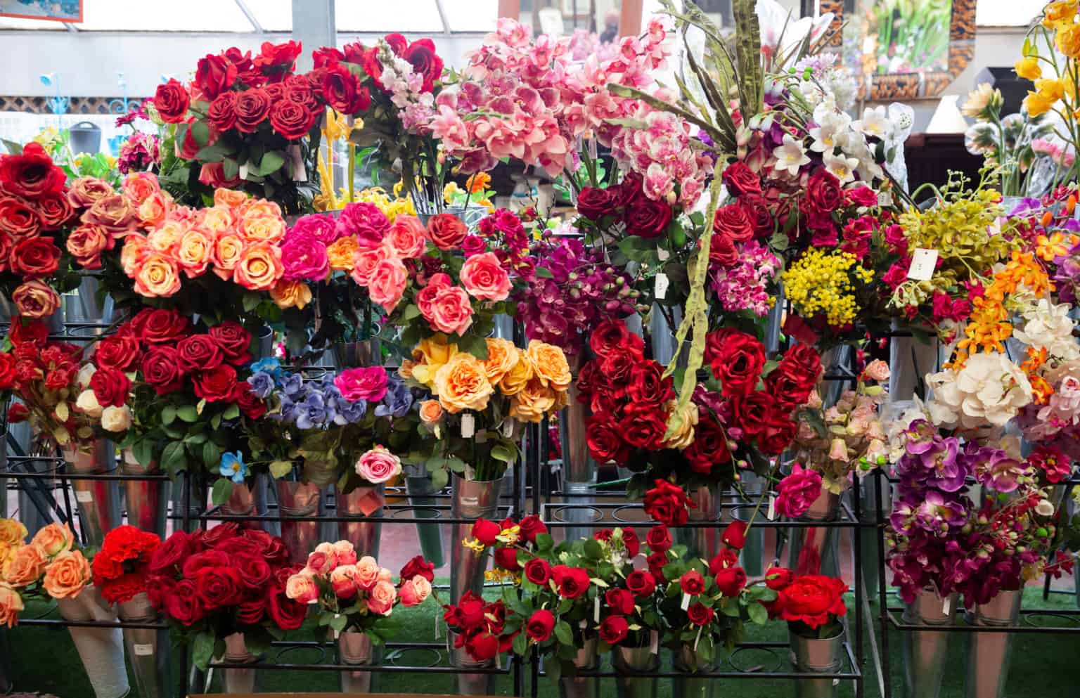 Exploring Cheap Flower Options Versus Flowers Offered at a Great Value